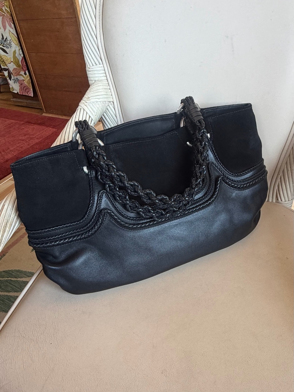 BOTTEGA VENETA Black Suede/ Napa Leather Intrecciato Shoulder Bag. Mint! MEDIUM. - Picture 2 of 13